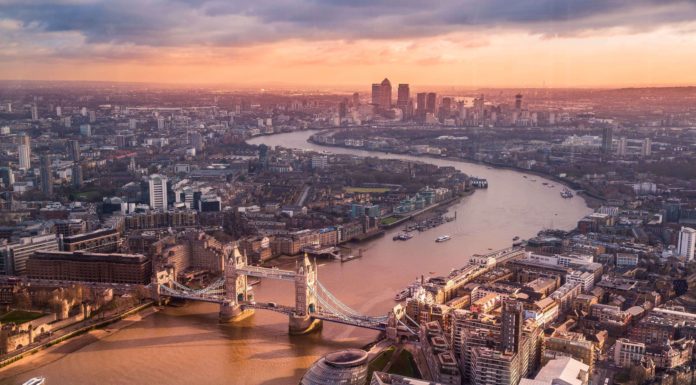 5 Places to Visit for a Day Trip from London 5 Places to Visit for a Day Trip from London