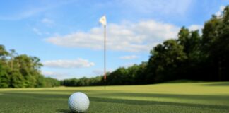 Top 5 UK Golf Courses for the Discerning Golfer
